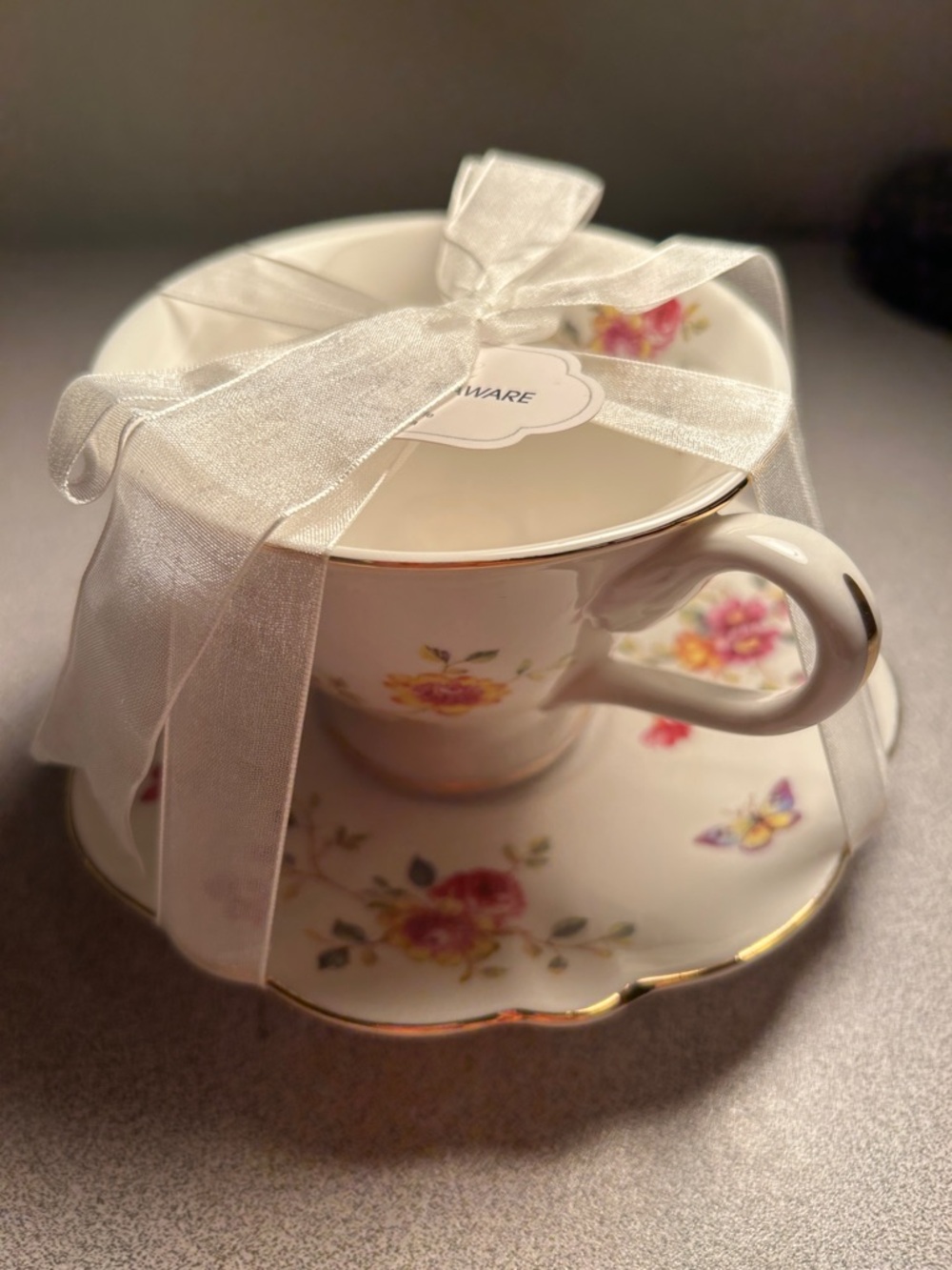 Elegant Floral Porcelain Teacup and Saucer Set in White with Pink Roses—NWT